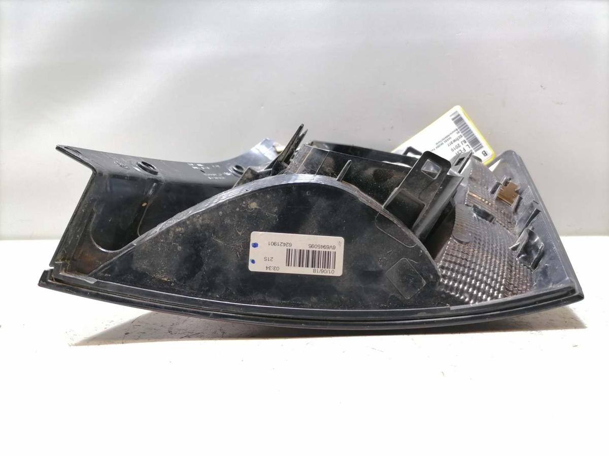 Skoda Fabia 3 original R&uuml;cklicht R&uuml;ckleuchte Schlussleuchte links Flie&szlig;heck Bj.2015